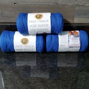 NWT 3 Skeins Lion Brand Yarn in Bicycle Blue